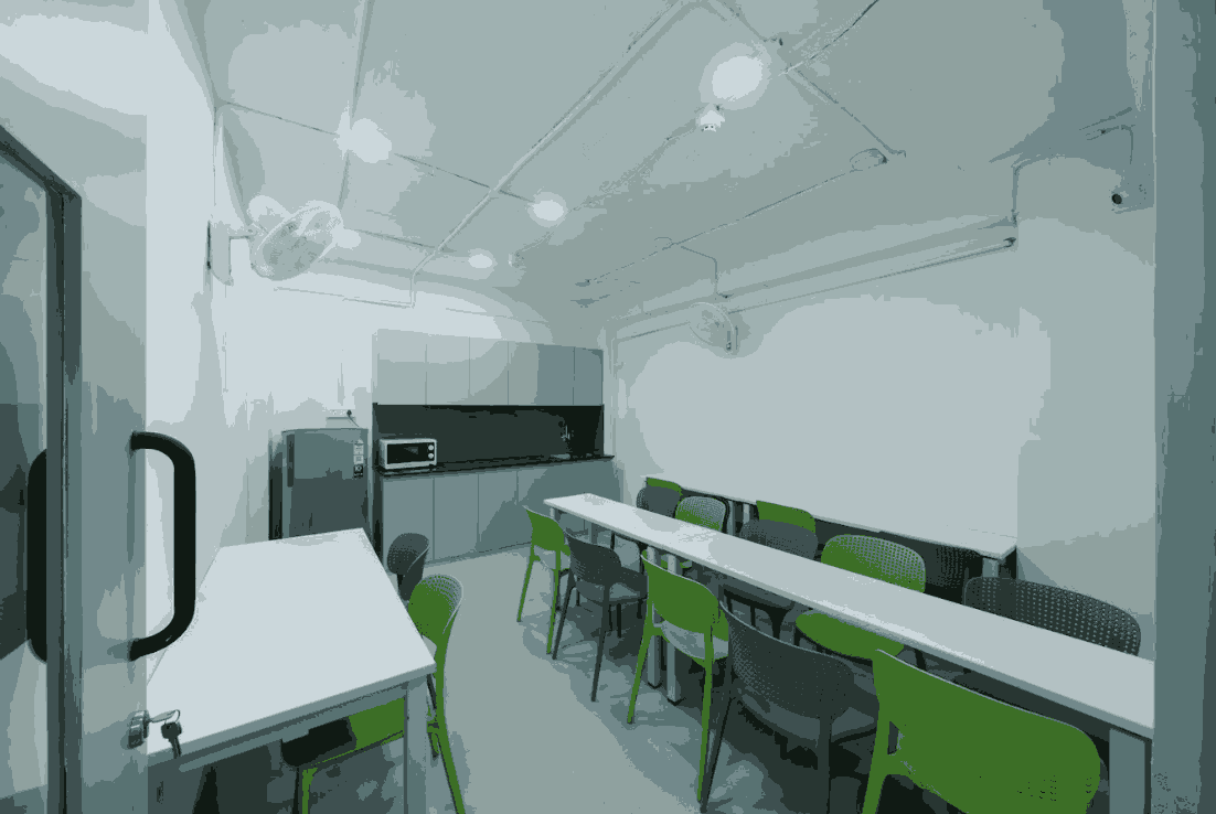 Emversity School of Hospitality & Allied Health Sciences, Hyderabad Hyderabad  Office Space photo 9